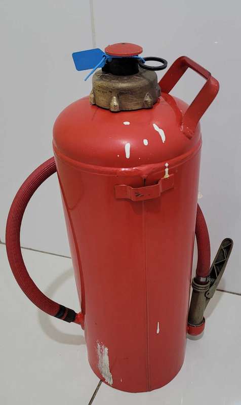 9Kg Solid Brass-Capped Vintage Full Fire Extinguisher   (Next Service 5/2000)