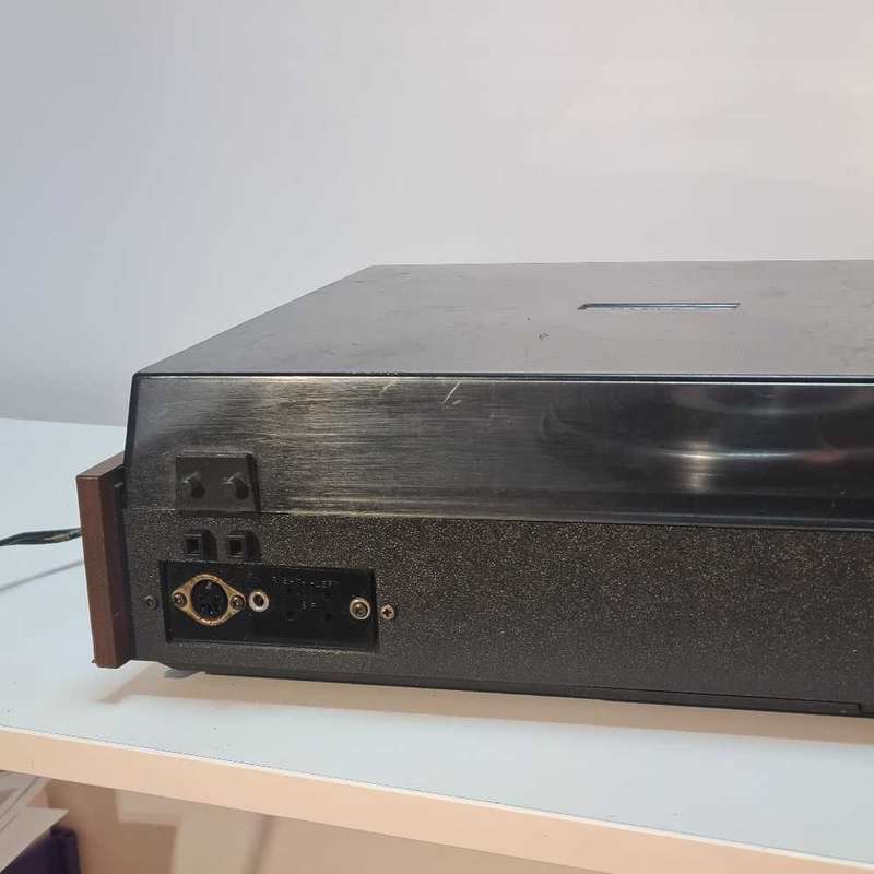 Working Vintage SANYO stereo phonograph