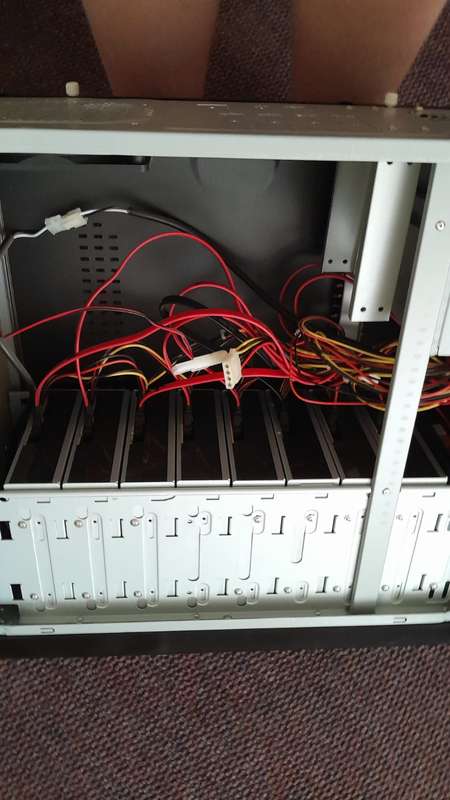 Hdd maker pc case