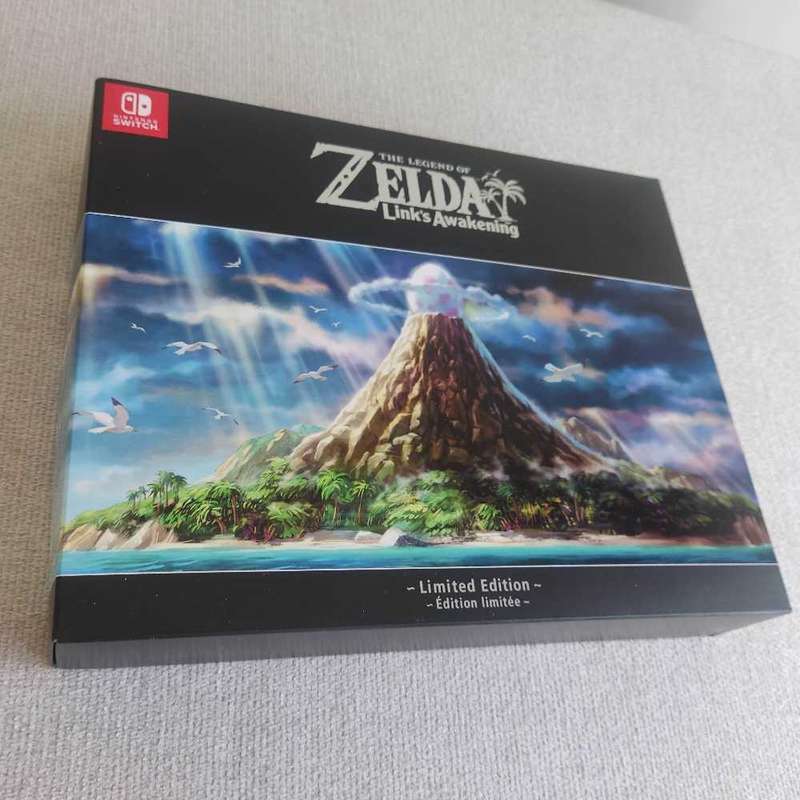 The Legend of Zelda Link`s Awakening Nintendo Switch Limited Edition