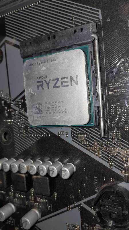 Ryzen 3 processor and motherbord read description
