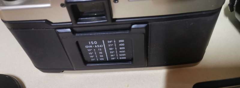 Vintage SK-2000 SKINA Camera & Extras