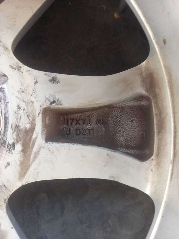 Available 4 Mags and Tyres #TOYOTA RAV4