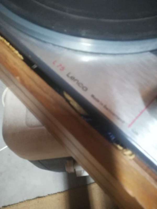 Lenco L75 turntable