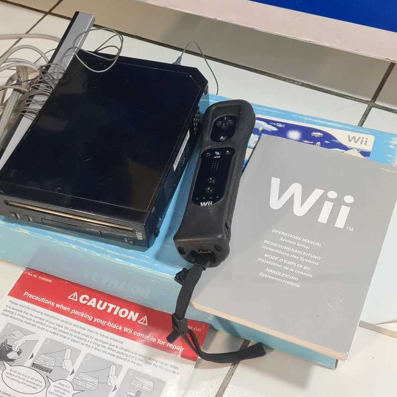 Nintendo Wii Console (Black)