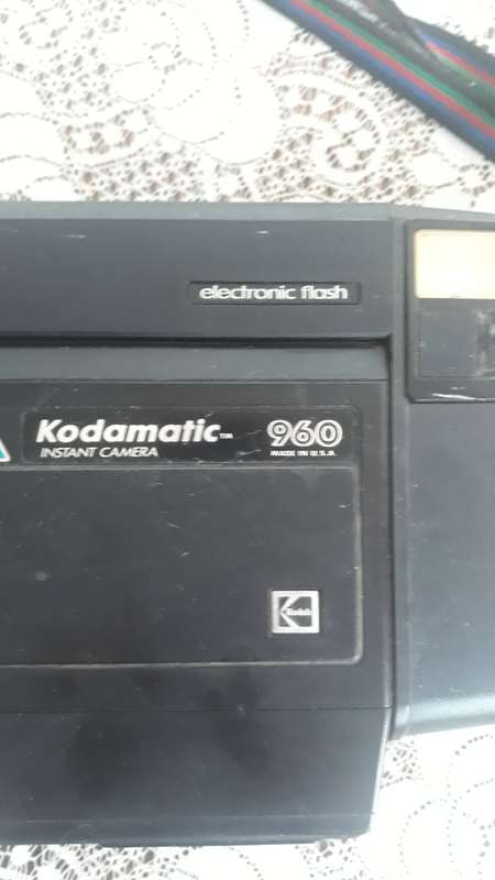 VINTAGE KODAK KODAMATIC 960 CAMERA - VINTAGE ITEM THAT CAN BE USED AS DECOR PIECE