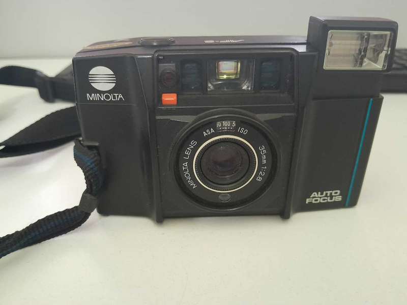 Vintage Minolta AF-S