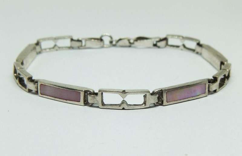 WOW !! A LOVELY SOLID STERLING SILVER BRACELET SET WITH GENUINE MOTHER OF PEARL PANELS !!