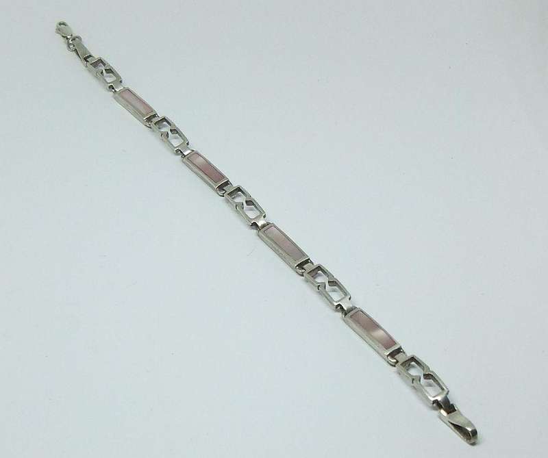 WOW !! A LOVELY SOLID STERLING SILVER BRACELET SET WITH GENUINE MOTHER OF PEARL PANELS !!