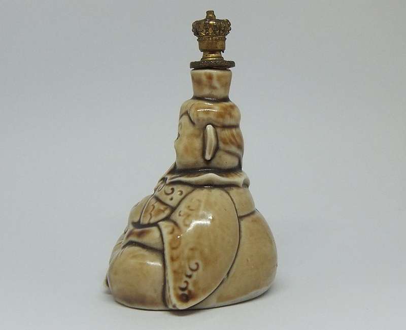 A SUPER RARE ANTIQUE SHAFER & VATER GERMAN PORCELAIN FIGURAL BUDDHA SCENT BOTTLE