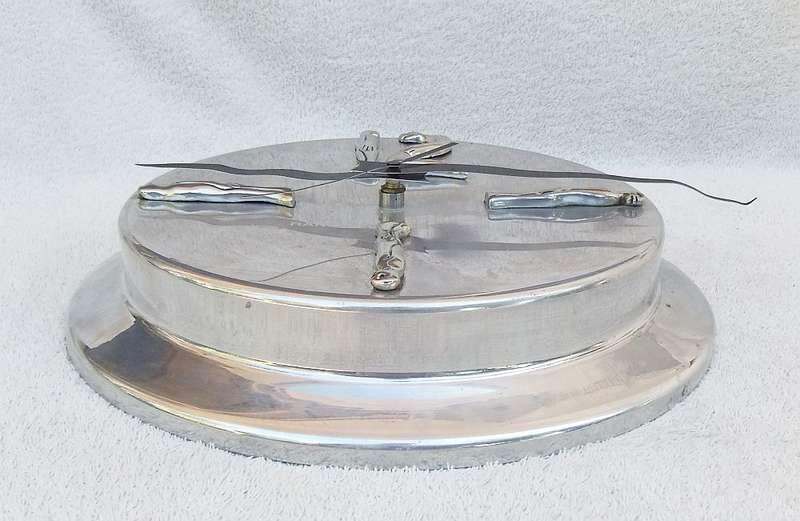 LIMITED QUANTITY MADE !! A LARGE ORIGINAL CARROL BOYES CLOCK MADE FOR RANGE ROVER - WORKING !!