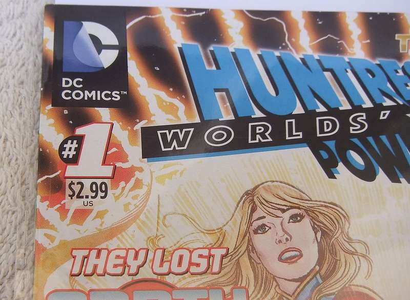 2012 DC COMICS - HUNTRESS & POWER GIRL #1