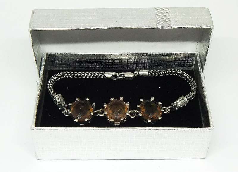 A SUPERB STERLING SILVER BRACELET SET WITH FACETED SMOKY CITRINE INSETS !! IMPORTED FROM TURKEY