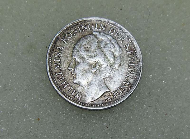 1941 TEN CENTS COIN - NETHERLANDS - SILVER