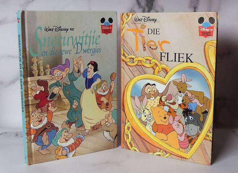 AFRIKAANS DISNEY !! SOUTH AFRICAN EDITIONS !! YOU ARE BIDDING FOR ALL TEN TITLES !! SEE PICS