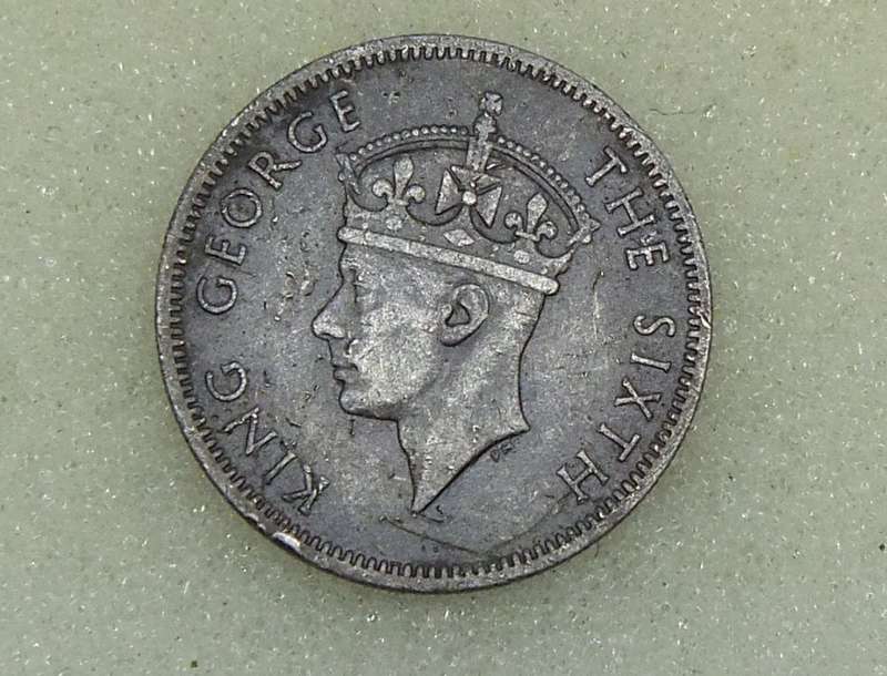 1949 SOUTHERN RHODESIA ONE SHILLING COIN - SILVER