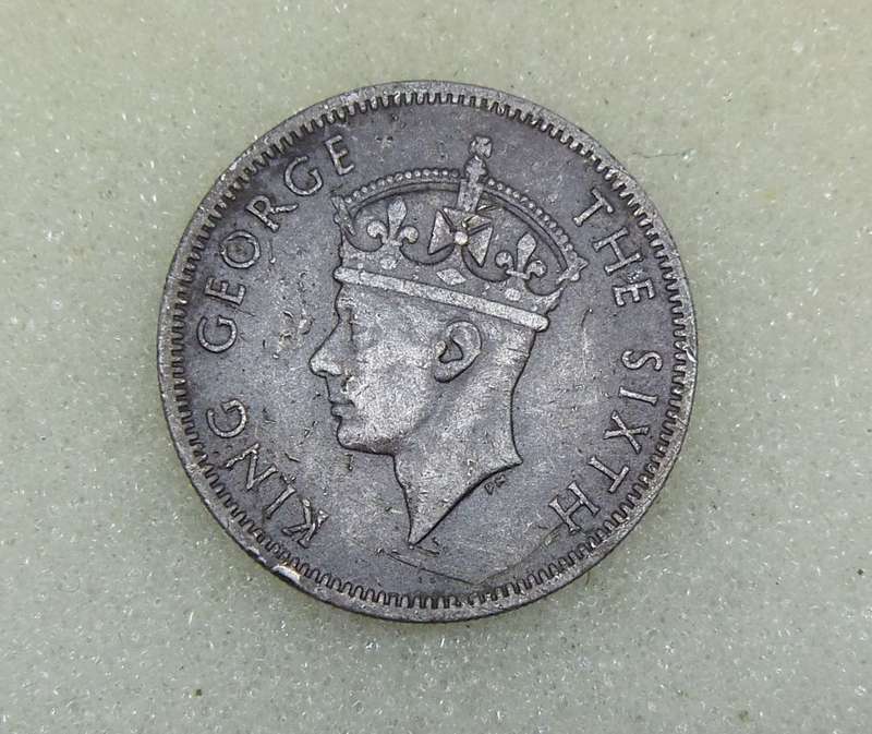 1949 SOUTHERN RHODESIA ONE SHILLING COIN - SILVER