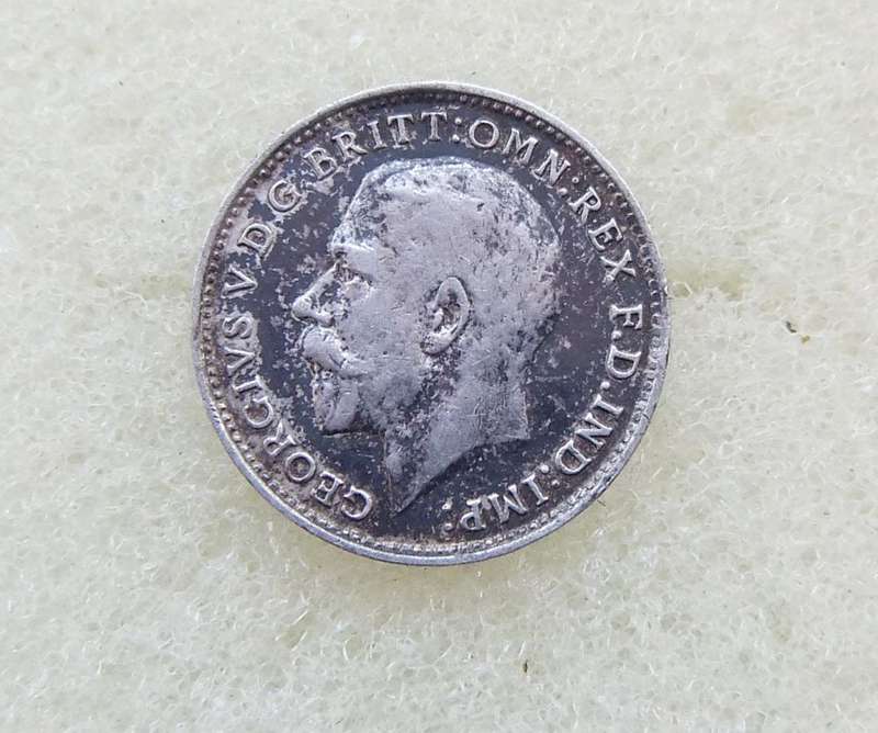 1919 BRITISH THREEPENCE COIN - STERLING SILVER