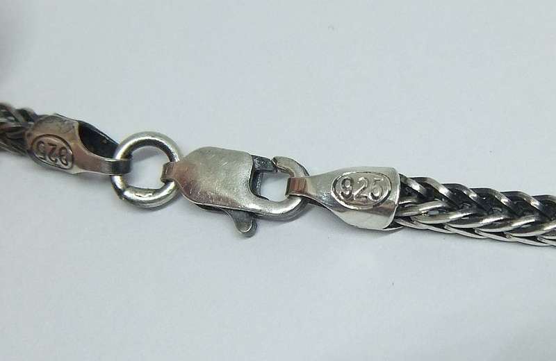A SUPERB STERLING SILVER BRACELET SET WITH FACETED SMOKY CITRINE INSETS !! IMPORTED FROM TURKEY