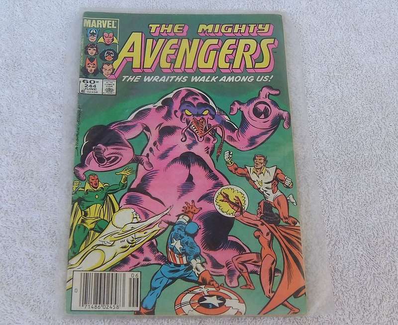 1984 THE MIGHTY AVENGERS #244 ( THE WRAITH WALK AMONG US ! )