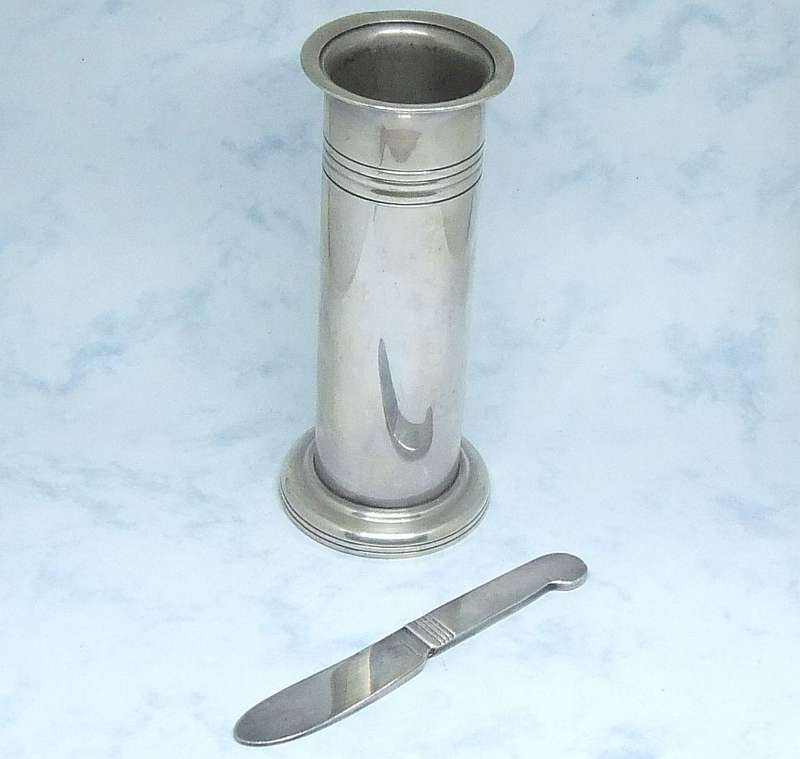 A SUPERIOR QUALITY FRENCH SILVERPLATE SPILL VASE AND PATE KNIFE BY CHRISTOFLE
