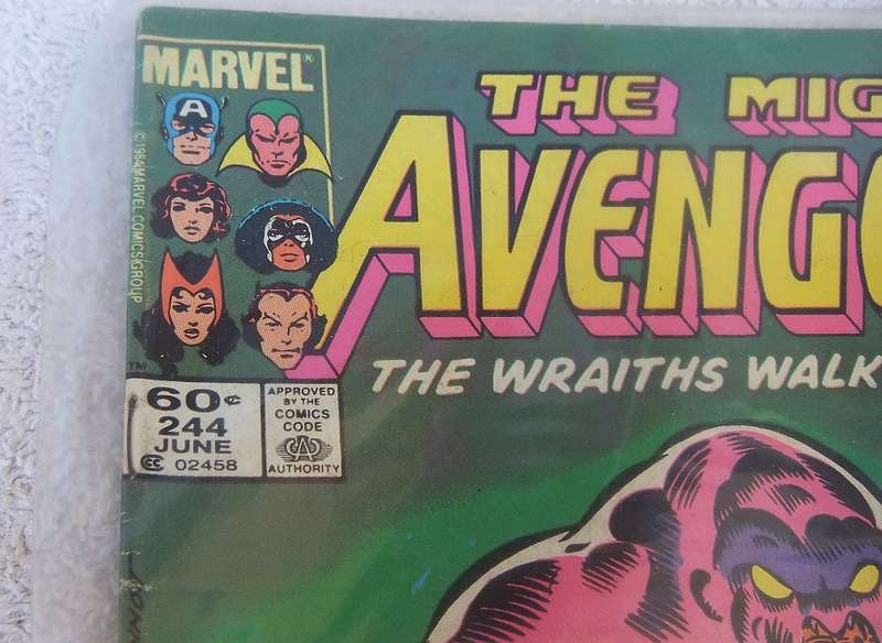 1984 THE MIGHTY AVENGERS #244 ( THE WRAITH WALK AMONG US ! )