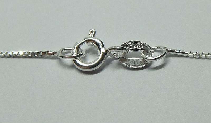 SWEET !! A VINTAGE STERLING SILVER SAGITTARIUS PENDANT WITH A 42 CM STERLING SILVER NECKLACE !!