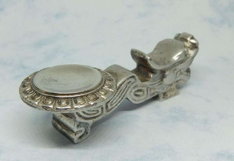 WOW !! AN AWESOME OLD HEAVY CHINESE DRAGON MOTIF NICKEL SILVER SPOON REST IN GREAT CONDITION !!
