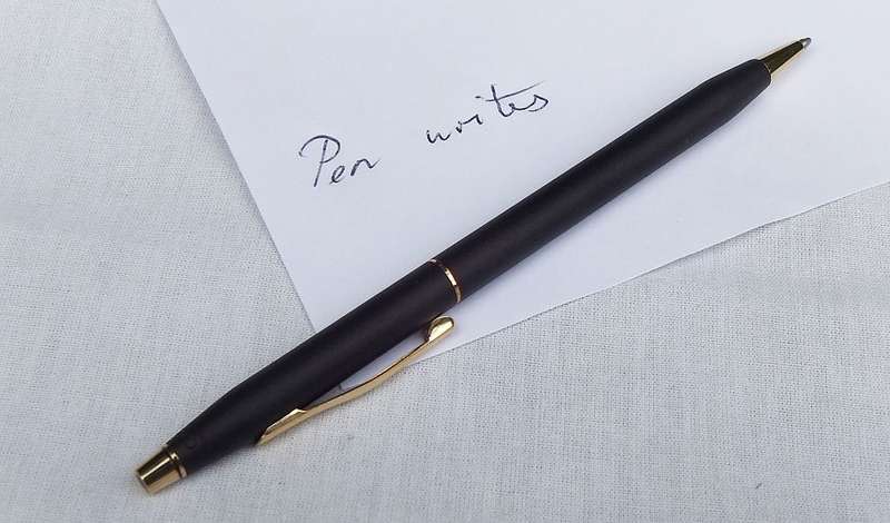 A HIGH CLASS VINTAGE ROLLERBALL PEN BY CROSS U.S.A WITH BOX IN AS NEW CONDITION - 100% WORKING !!