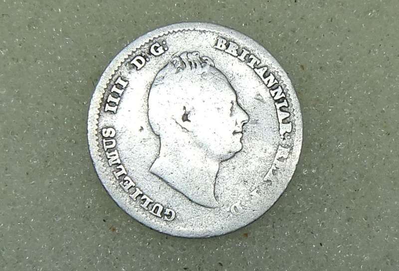 1836 BRITISH SILVER FOUR PENCE COIN
