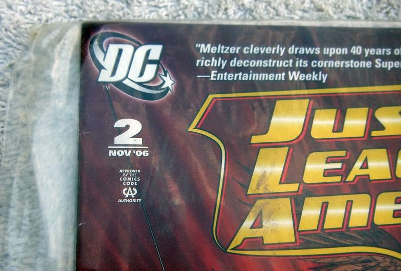 2006 DC COMICS - JUSTICE LEAGUE OF AMERICA #2