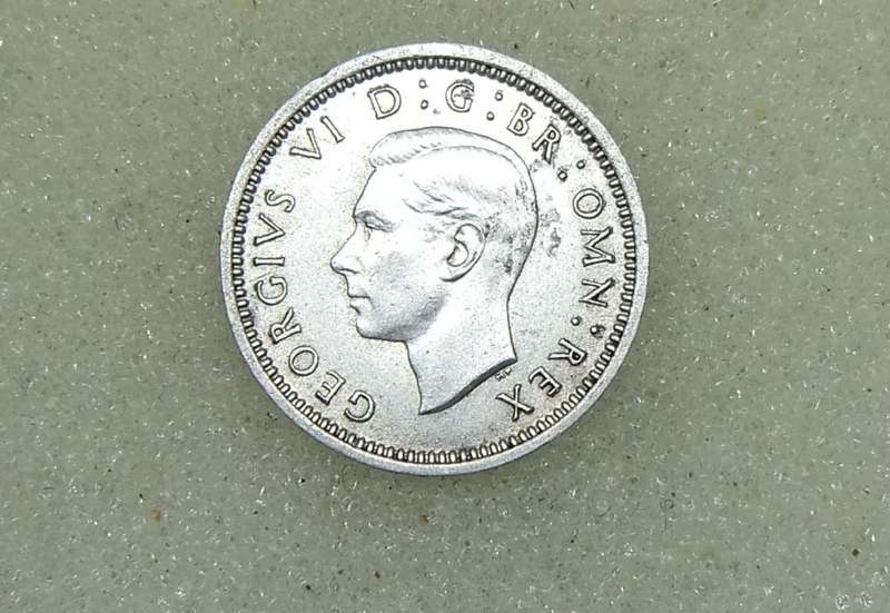 1937 BRITISH SILVER THREEPENCE COIN