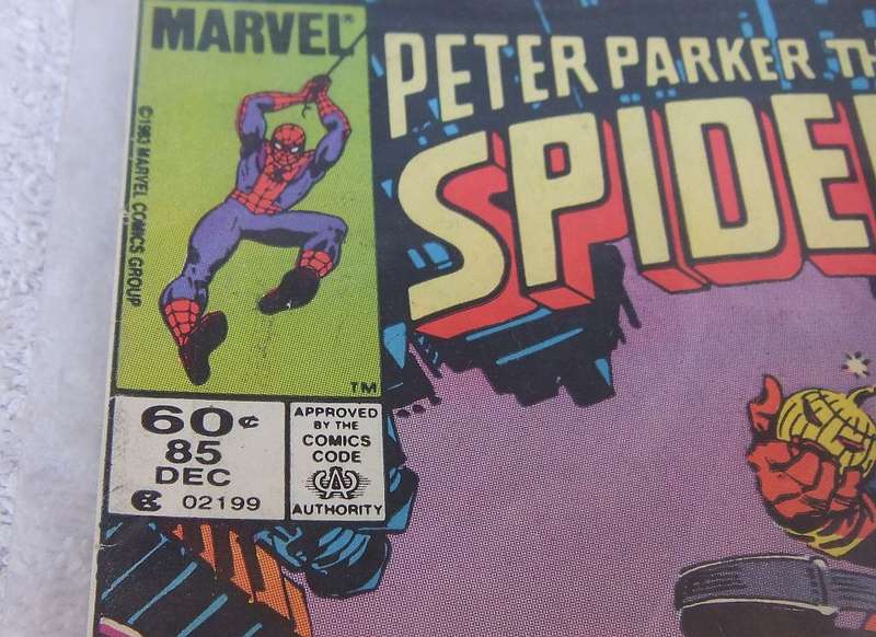 1983 MARVEL - PETER PARKER THE SPECTACULAR SPIDER-MAN #85