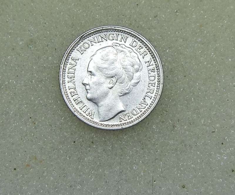 1941 TEN CENTS COIN - NETHERLANDS - SILVER