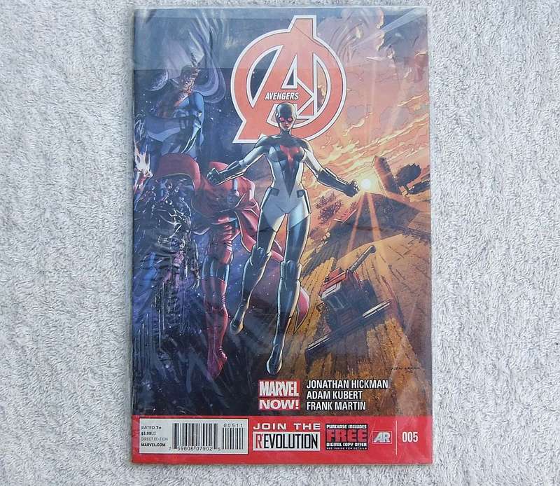 MARVEL - AVENGERS 005