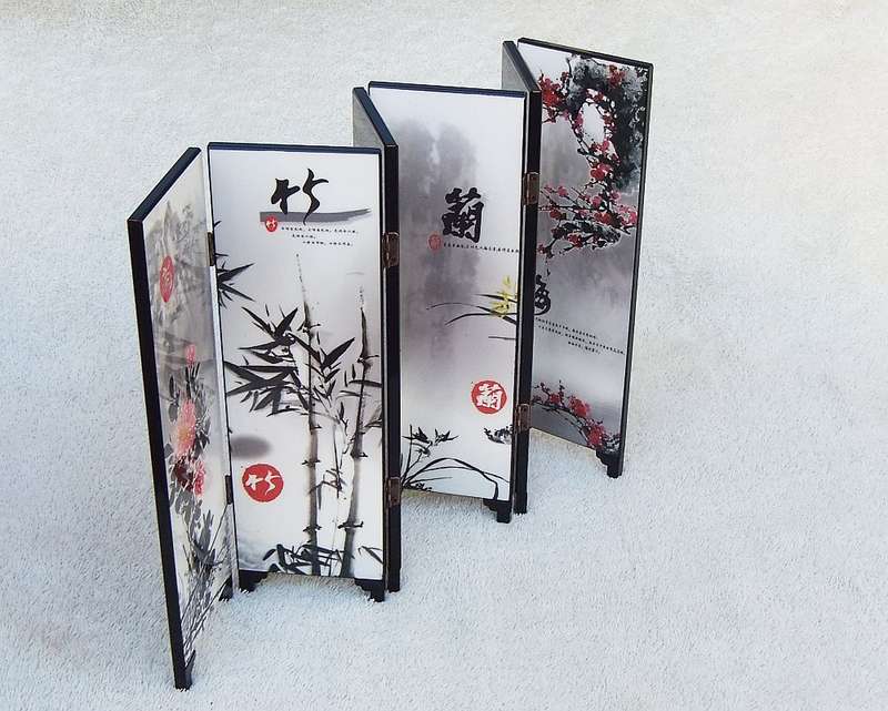 WOW !! A STUNNING CHINESE "IMITATION OF AN ANCIENT SMALL SCREEN" IN ORIGINAL BOX !! GREAT FIND !!