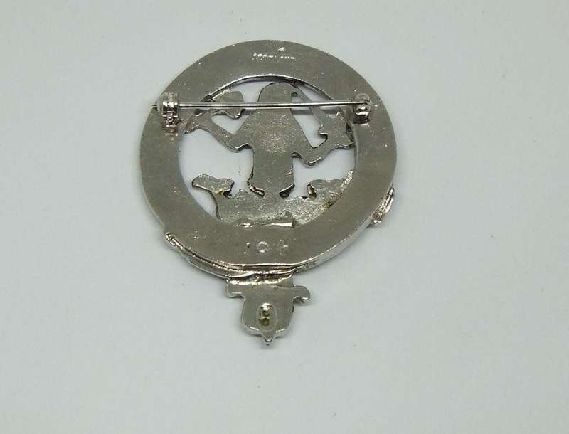A VERY COOL VINTAGE SCOTTISH SOLID METAL KILT OR CLAN PIN / BROOCH IN EXCELLENT CONDITION