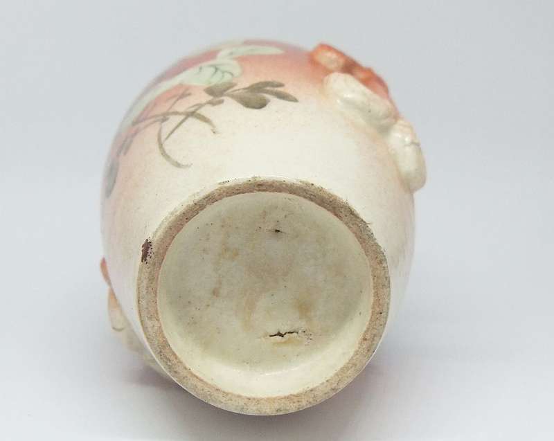 A RARE ANTIQUE LATE 1800`S HAND PAINTED JAPANESE MINIATURE POTTERY VASE WITH FLORAL DECORATION