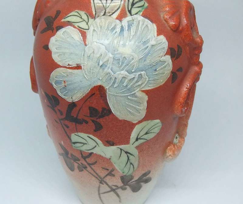 A RARE ANTIQUE LATE 1800`S HAND PAINTED JAPANESE MINIATURE POTTERY VASE WITH FLORAL DECORATION