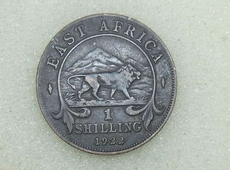 1922 EAST AFRICA 1 SHILLING COIN - 25% SILVER