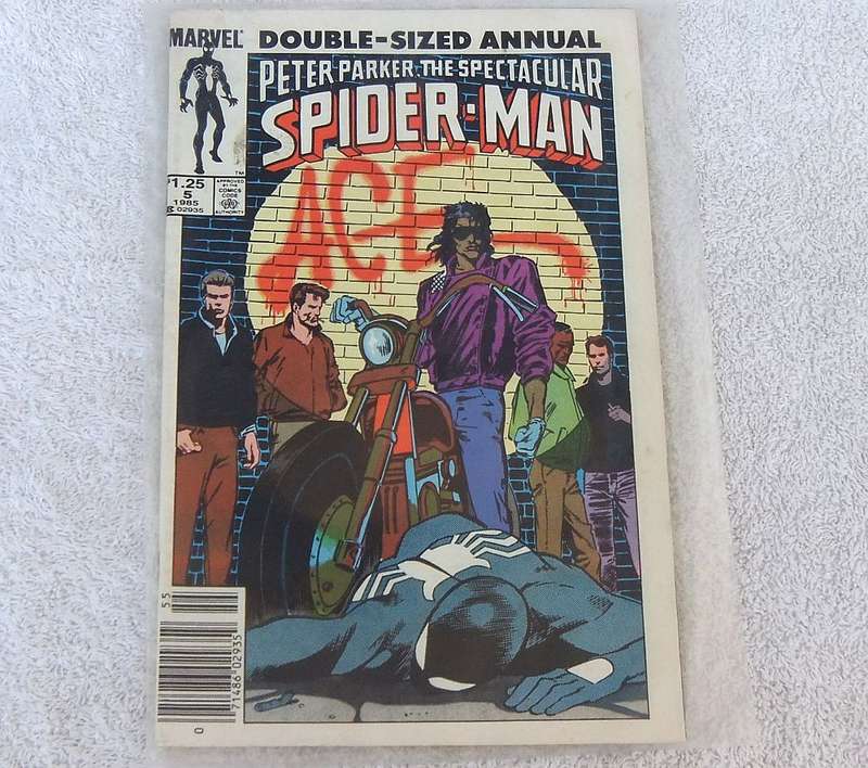 1985 MARVEL - PETER PARKER , THE SPECTACULAR SPIDER-MAN #5