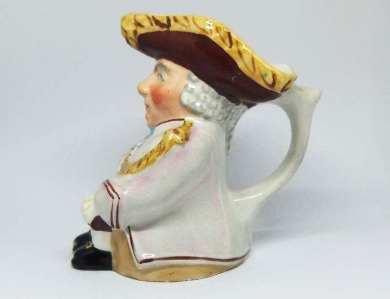 RARE FIND !! AN OLD TOBY JUG TITLED "THE COACHMAN" BY WEDGWOOD & CO ENGLAND !! GREAT DETAIL !!