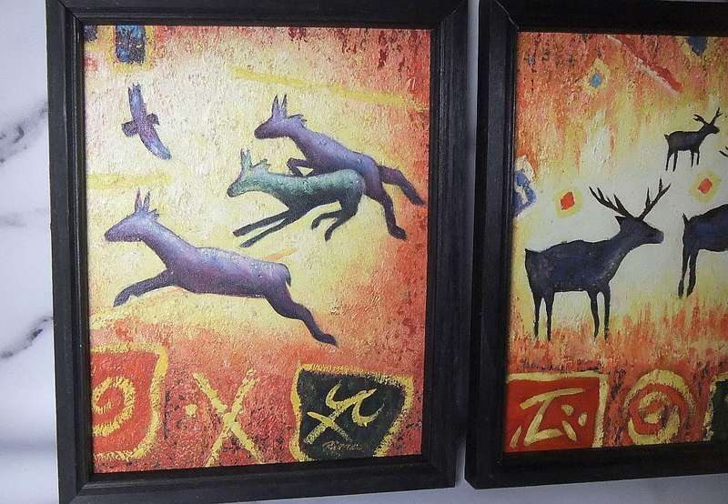 TWO EYE CATCHING GENUINE SIGNED CANVAS ON BOARD OIL PAINTINGS DEPICTING WILD ANIMALS