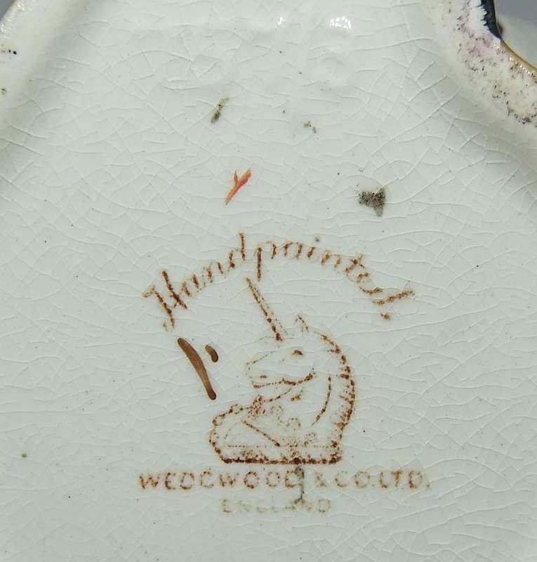 RARE FIND !! AN OLD TOBY JUG TITLED "THE COACHMAN" BY WEDGWOOD & CO ENGLAND !! GREAT DETAIL !!