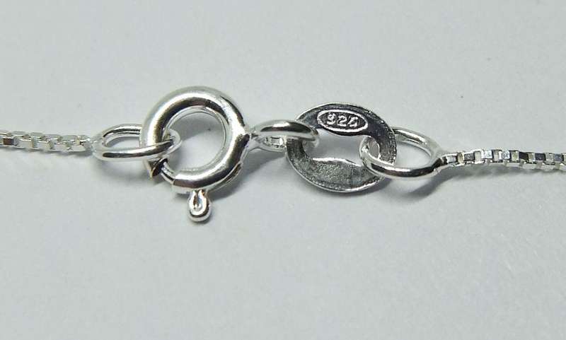 A VINTAGE STERLING SILVER ARIES PENDANT WITH A 42 CM STERLING SILVER NECKLACE !! FREE COMBINING !!