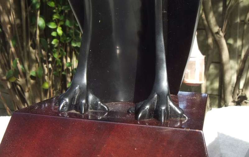 TWO MAGNIFICENT SOLID BRONZE EAGLE STATUES ON WOODEN PLINTHS