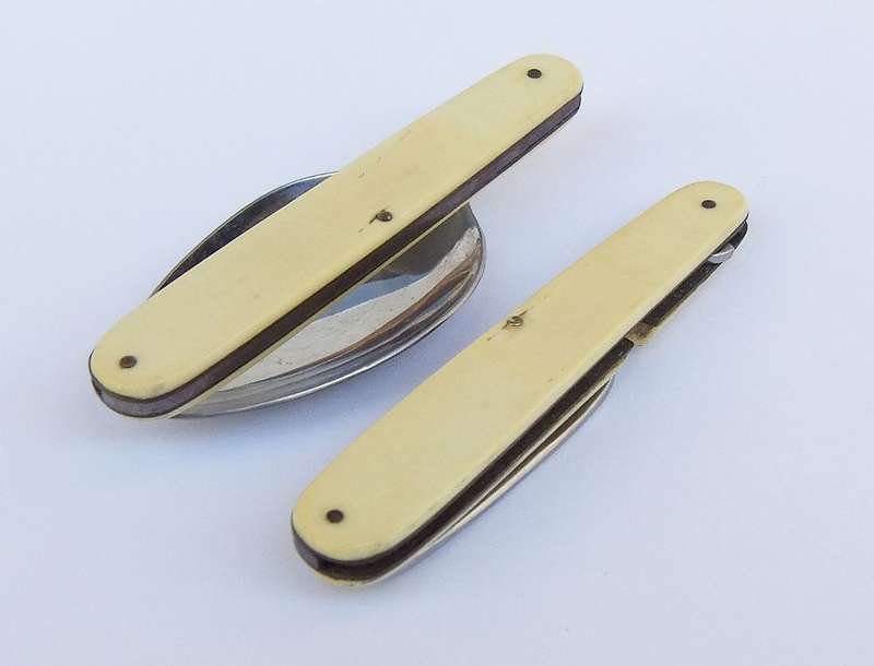 RARE FINDS !! A VINTAGE FOLDING SPOON & FORK BY DREIZACK GERMANY WITH BONE HANDLES !! OVER 50 EURO