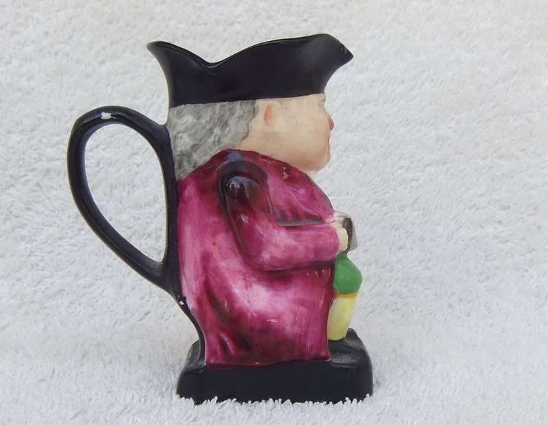 AN AWFULLY CUTE OLD DRINKING & SMOKING CHARACTER TOBY JUG BY DENTON CHINA OF ENGLAND