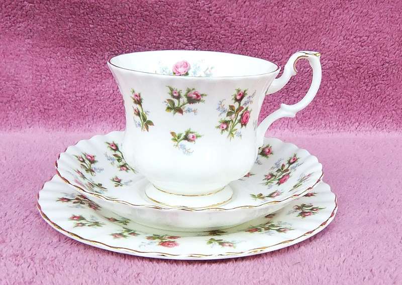 A VINTAGE ROYAL ALBERT TRIO - WINSOME PATTERN - MADE IN ENGLAND
