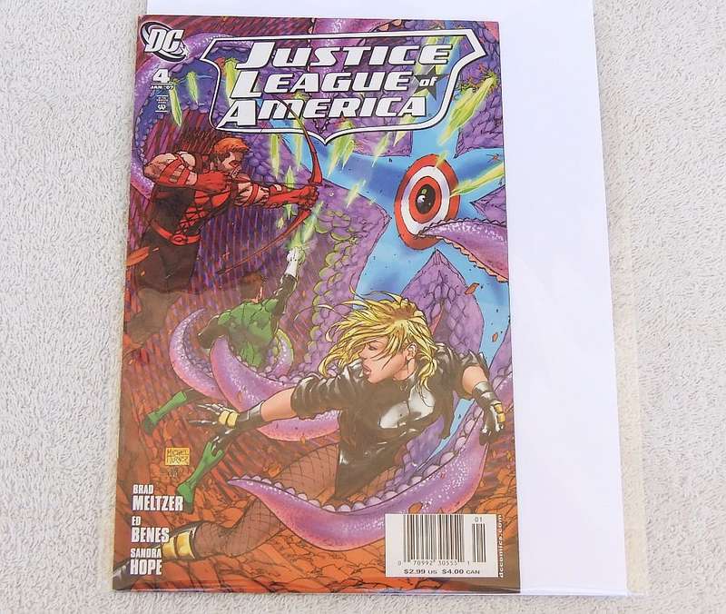 2007 DC COMICS - JUSTICE LEAGUE OF AMERICA #4